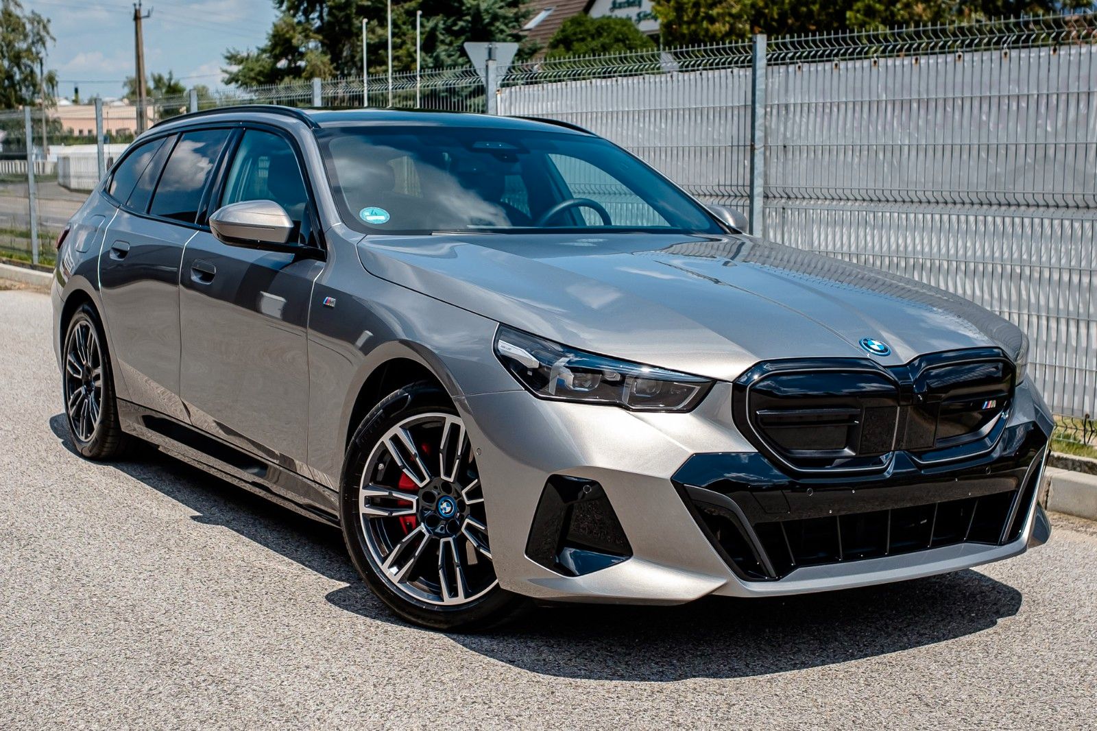 Fahrzeugabbildung BMW i5 Touring 40 eDrive M Sport |ACC|HUD|PANO|H&K|