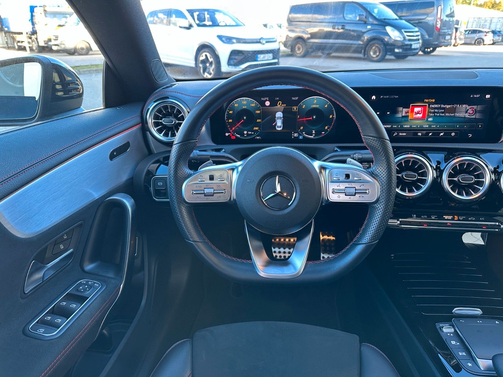 Fahrzeugabbildung Mercedes-Benz CLA 180 d AMG line |PANO|19 "|Ambiente-Bel.|