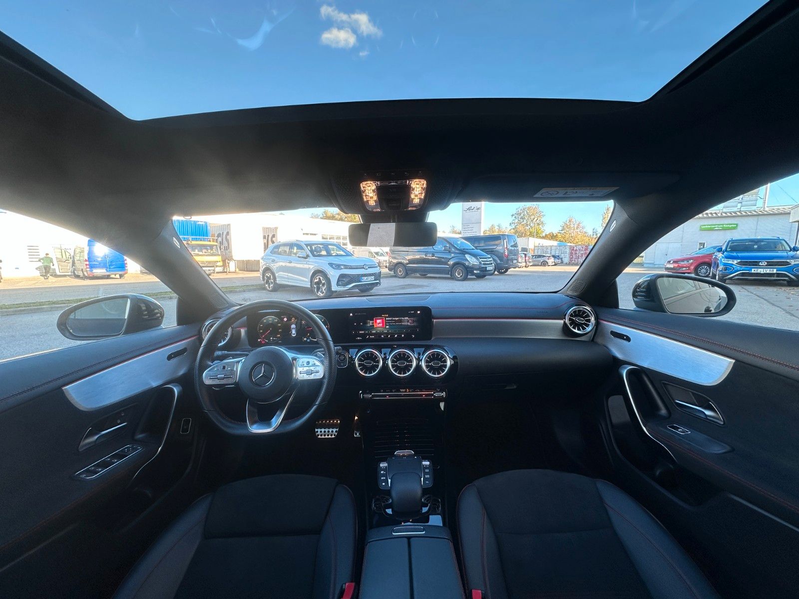Fahrzeugabbildung Mercedes-Benz CLA 180 d AMG line |PANO|19 "|Ambiente-Bel.|