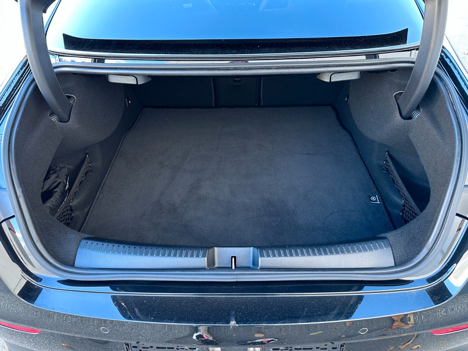 Fahrzeugabbildung Mercedes-Benz CLA 180 d AMG line |PANO|19 "|Ambiente-Bel.|