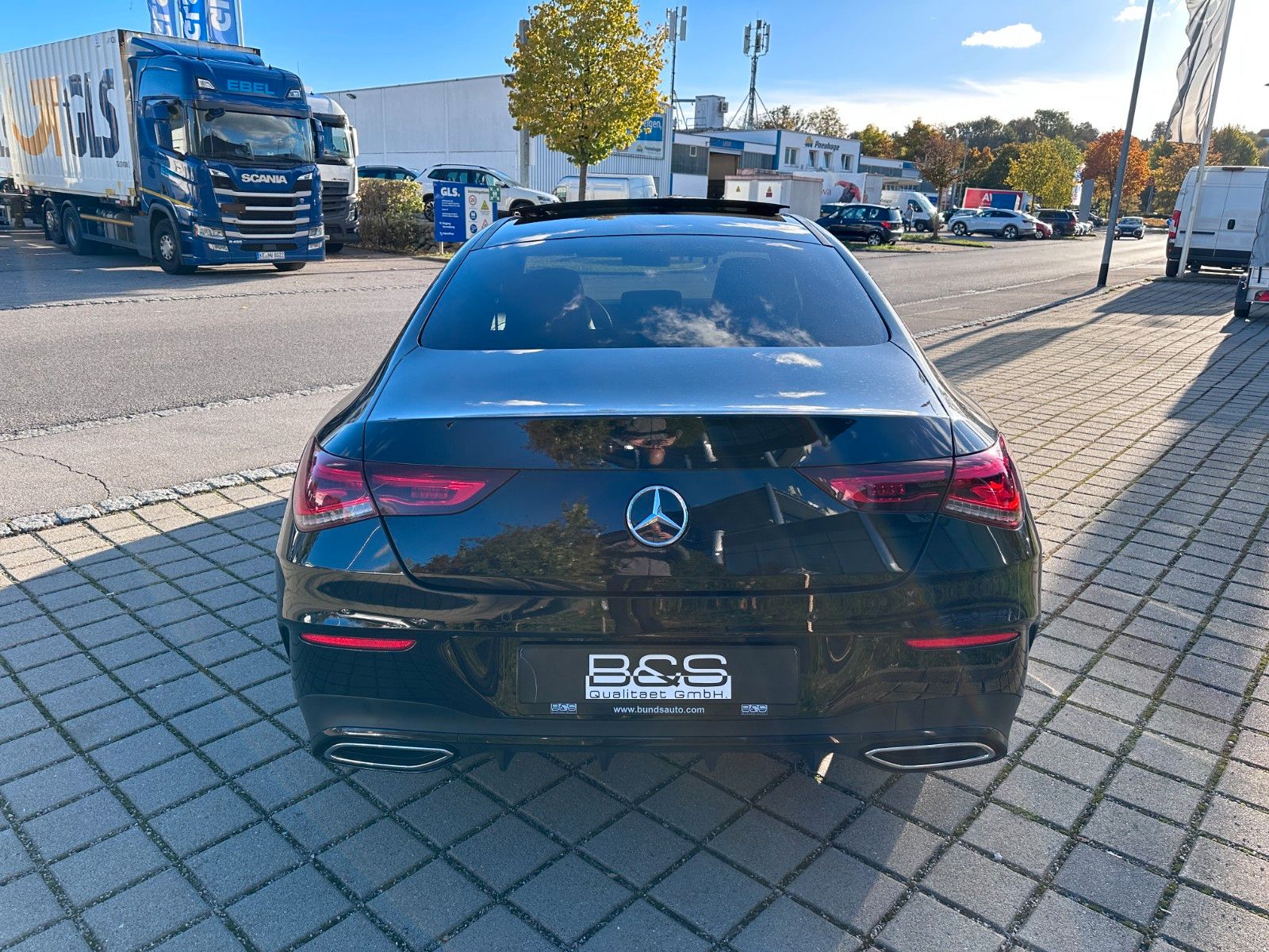 Fahrzeugabbildung Mercedes-Benz CLA 180 d AMG line |PANO|19 "|Ambiente-Bel.|