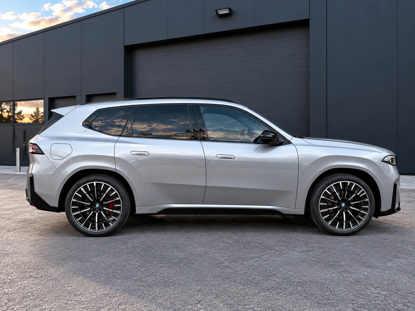Fahrzeugabbildung BMW iX3 50 xDrive,M Sport Pro,Pano,Harman,3D HUD,22"
