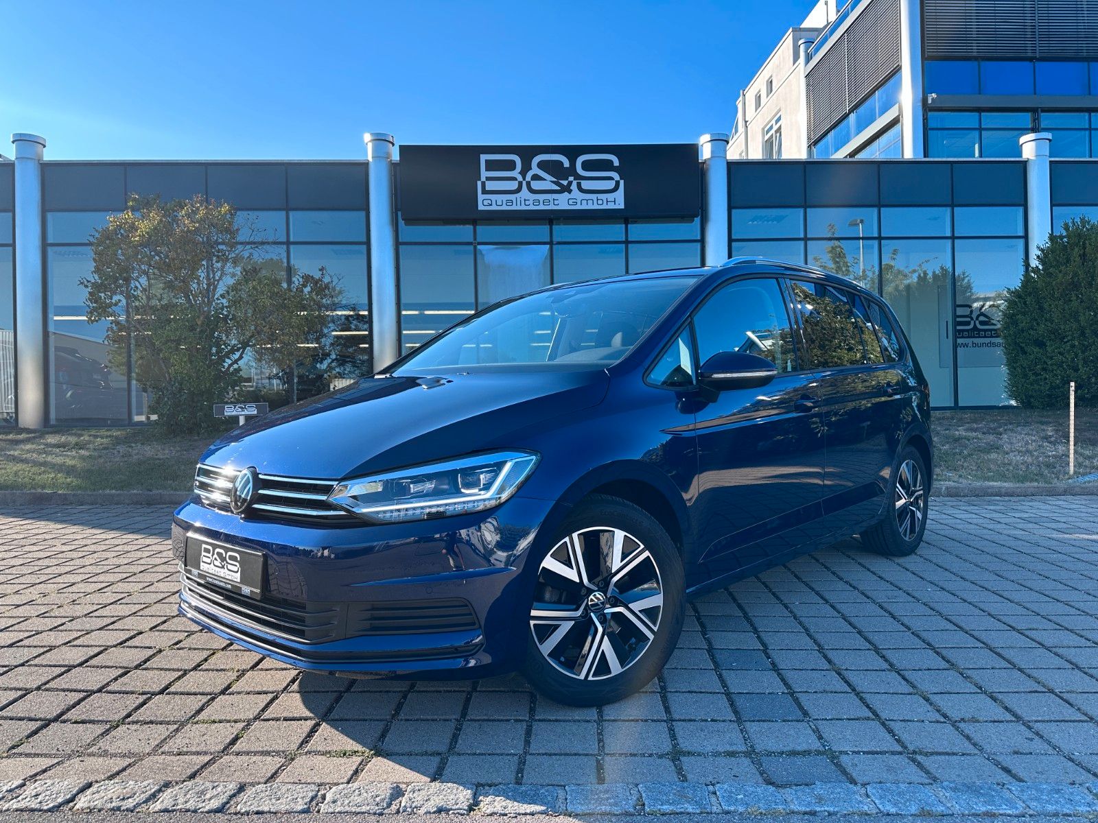Volkswagen Touran Comfortline 7 Sitz|DYNAUDIO|DEUTSCHES FZG