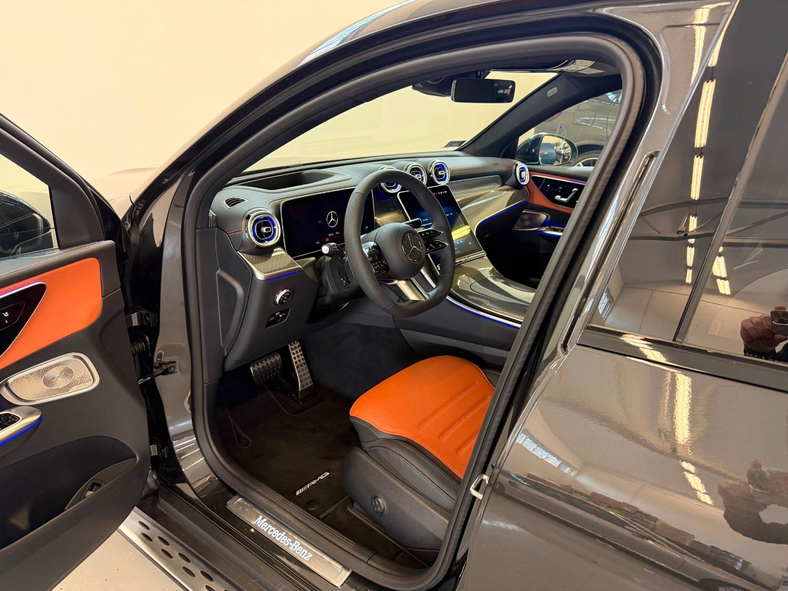 Fahrzeugabbildung Mercedes-Benz GLC 300 d 4Matic Coupe AMG Prem Plus, VOLLAUST