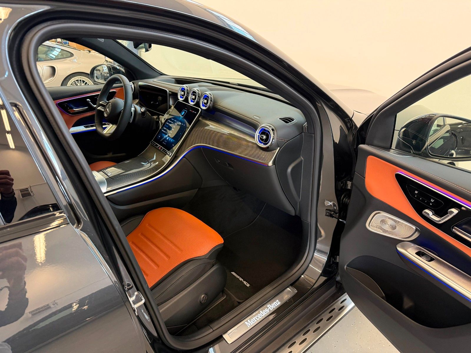 Fahrzeugabbildung Mercedes-Benz GLC 300 d 4Matic Coupe AMG Prem Plus, VOLLAUST