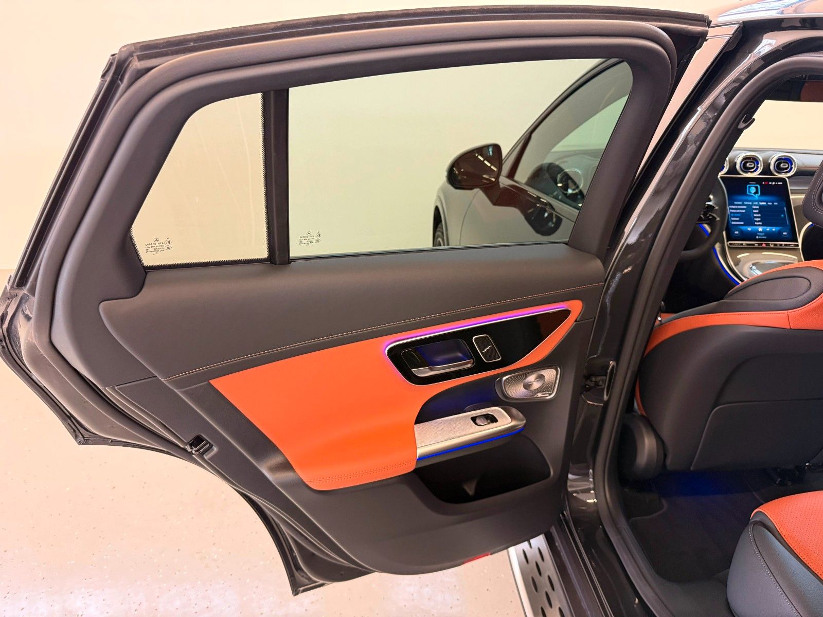 Fahrzeugabbildung Mercedes-Benz GLC 300 d 4Matic Coupe AMG Prem Plus, VOLLAUST