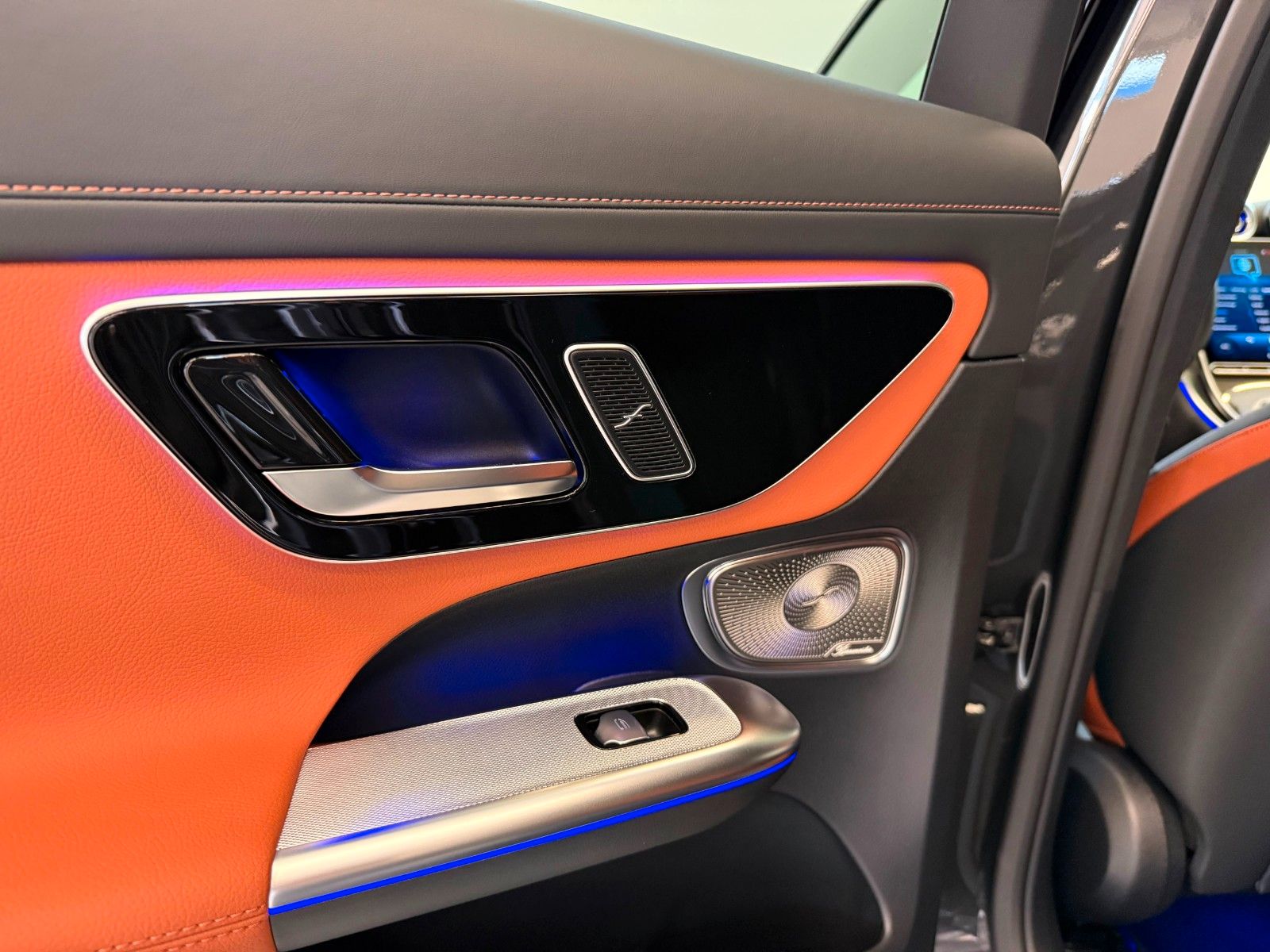 Fahrzeugabbildung Mercedes-Benz GLC 300 d 4Matic Coupe AMG Prem Plus, VOLLAUST