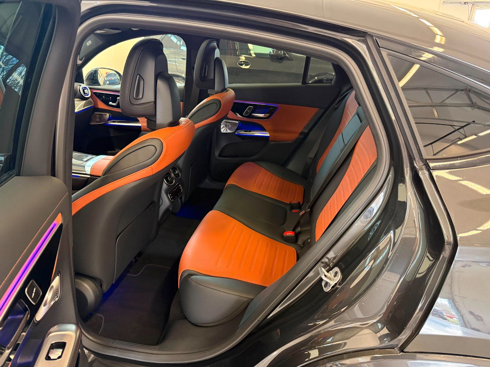 Fahrzeugabbildung Mercedes-Benz GLC 300 d 4Matic Coupe AMG Prem Plus, VOLLAUST