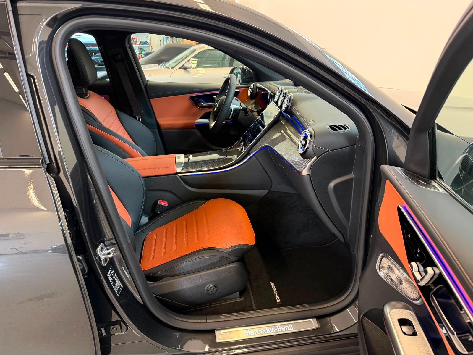 Fahrzeugabbildung Mercedes-Benz GLC 300 d 4Matic Coupe AMG Prem Plus, VOLLAUST