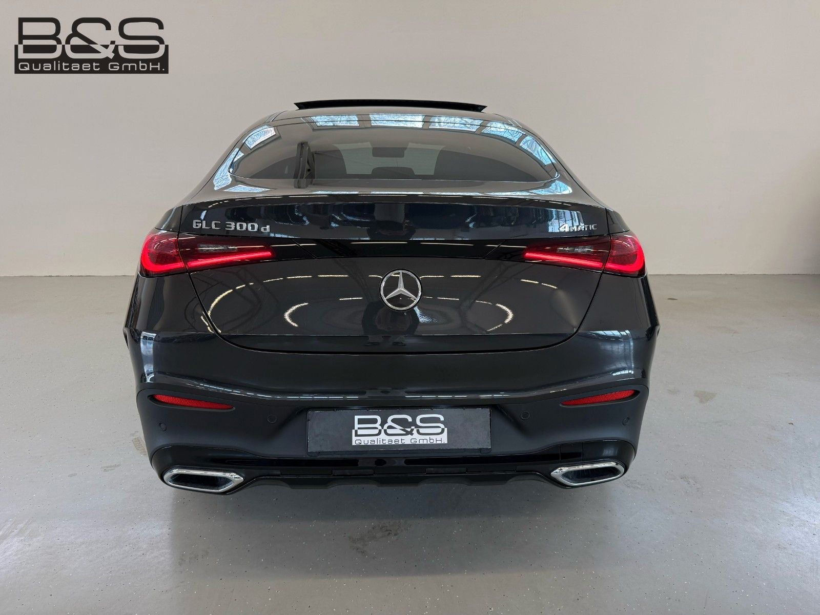 Fahrzeugabbildung Mercedes-Benz GLC 300 d 4Matic Coupe AMG Prem Plus, VOLLAUST