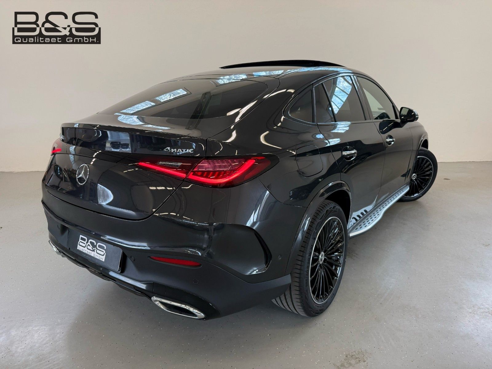 Fahrzeugabbildung Mercedes-Benz GLC 300 d 4Matic Coupe AMG Prem Plus, VOLLAUST