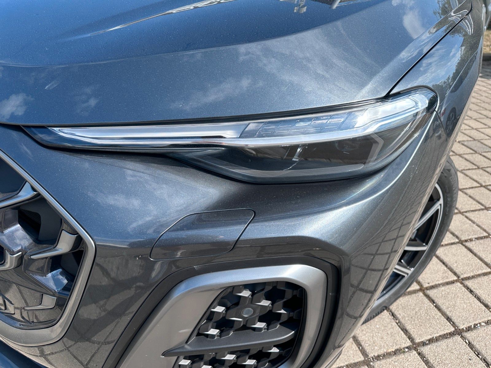 Fahrzeugabbildung Audi Q5 Sportback  SLine|Pano|Hud|B&O|Sitzbelüftung|