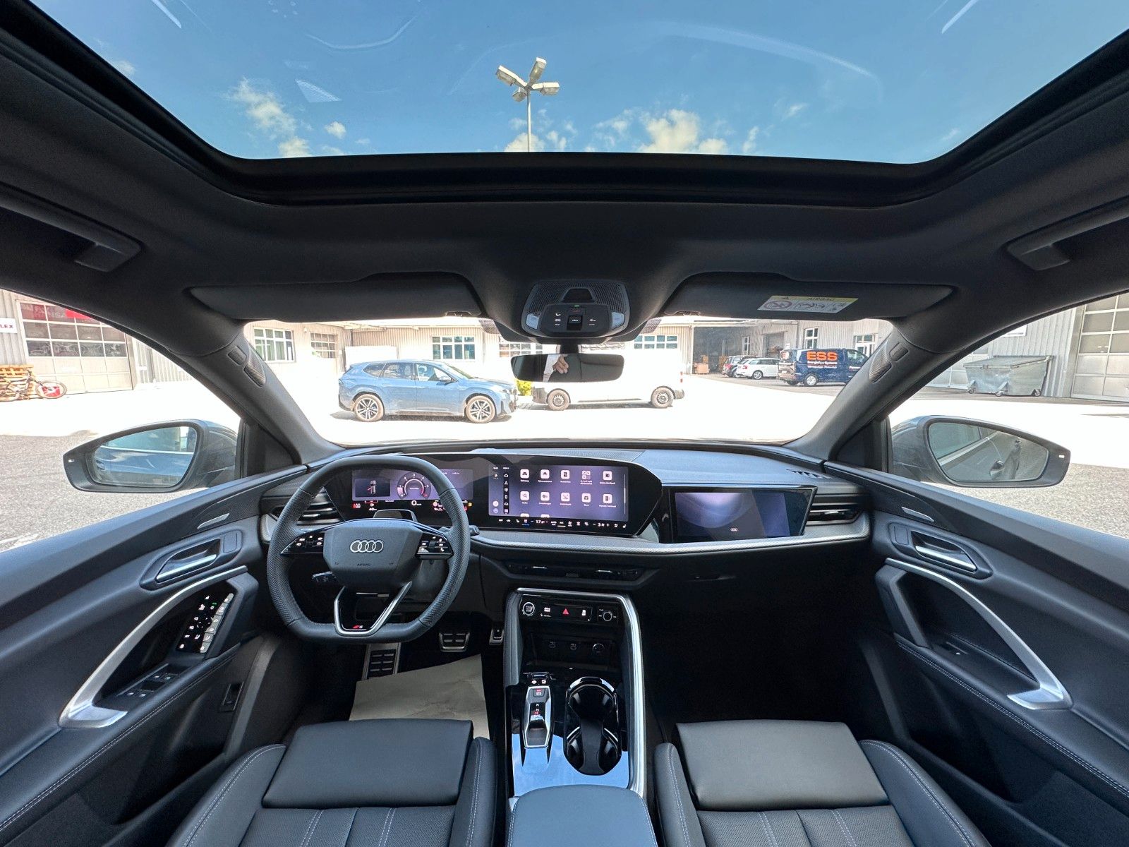 Fahrzeugabbildung Audi Q5 Sportback  SLine|Pano|Hud|B&O|Sitzbelüftung|