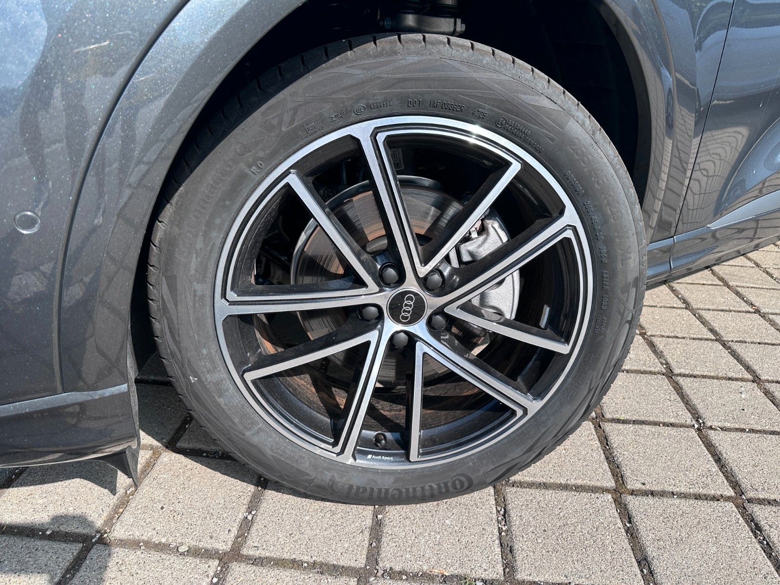 Fahrzeugabbildung Audi Q5 Sportback  SLine|Pano|Hud|B&O|Sitzbelüftung|