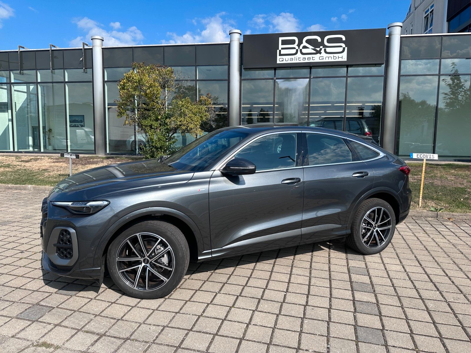 Fahrzeugabbildung Audi Q5 Sportback  SLine|Pano|Hud|B&O|Sitzbelüftung|